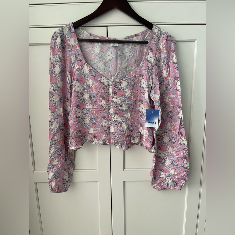 Abound Pink Floral Crop Top Womens Size S Ruffle Blouse Cottage core NWT